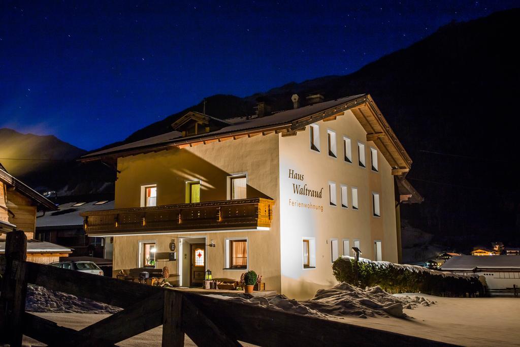 Haus Waltraud Appartement Neustift im Stubaital Kamer foto